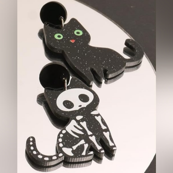 Black Cat X-Ray Skeleton Earrings Acrylic Skeletons Cats Halloween Kitty New - Picture 5 of 7